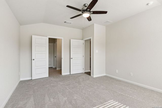 10242 King Robert, San Antonio, TX 78239