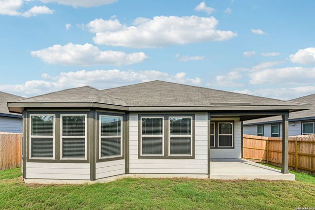 10242 King Robert, San Antonio, TX 78239