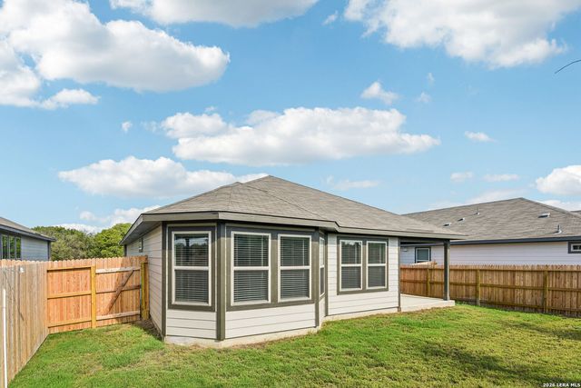 10242 King Robert, San Antonio, TX 78239