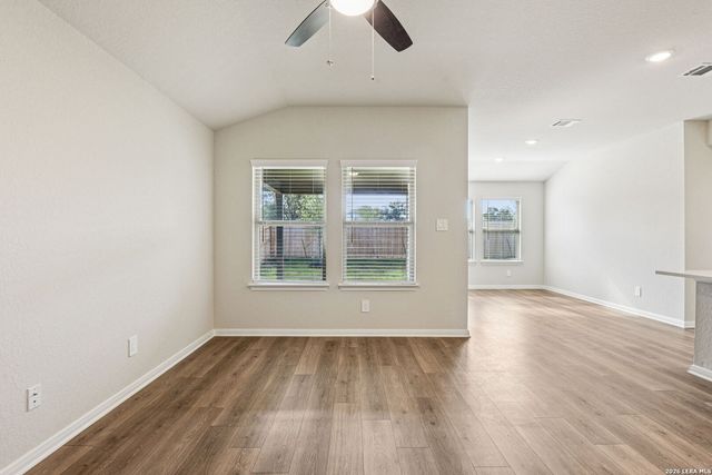 10242 King Robert, San Antonio, TX 78239