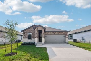 10242 King Robert, San Antonio, TX 78239