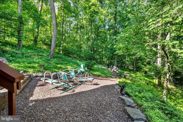 5600 FISH AND GAME RD, Dover, PA 17315