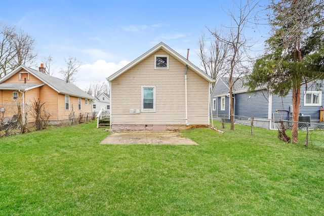 2864 E 10th Avenue, Columbus, OH 43219