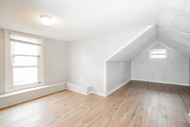 2864 E 10th Avenue, Columbus, OH 43219