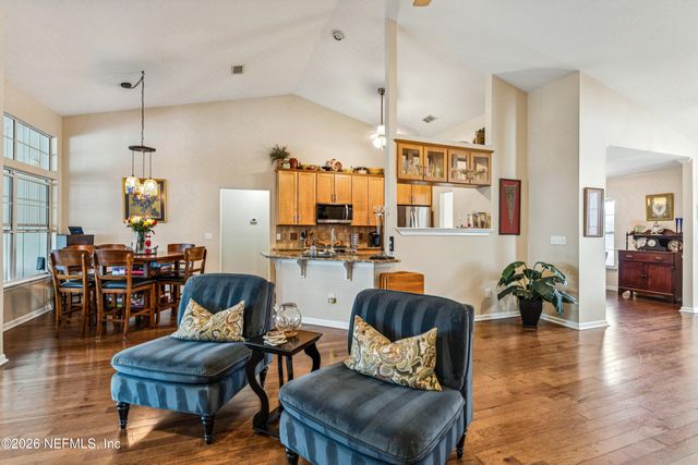 1802 BLUE HERON Lane, Jacksonville Beach, FL 32250