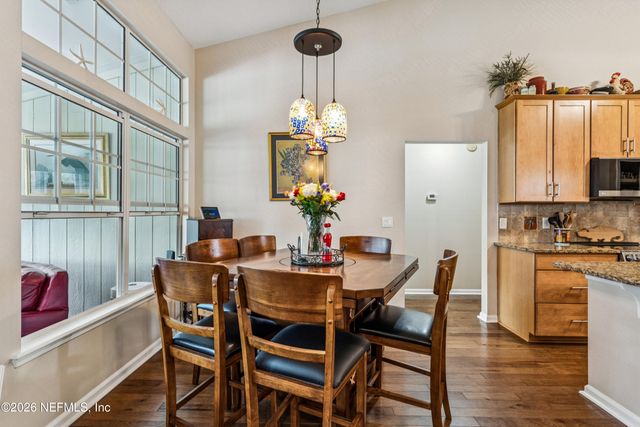 1802 BLUE HERON Lane, Jacksonville Beach, FL 32250