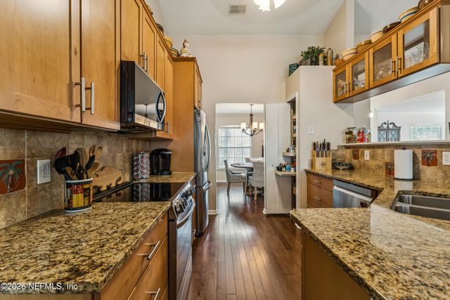 1802 BLUE HERON Lane, Jacksonville Beach, FL 32250