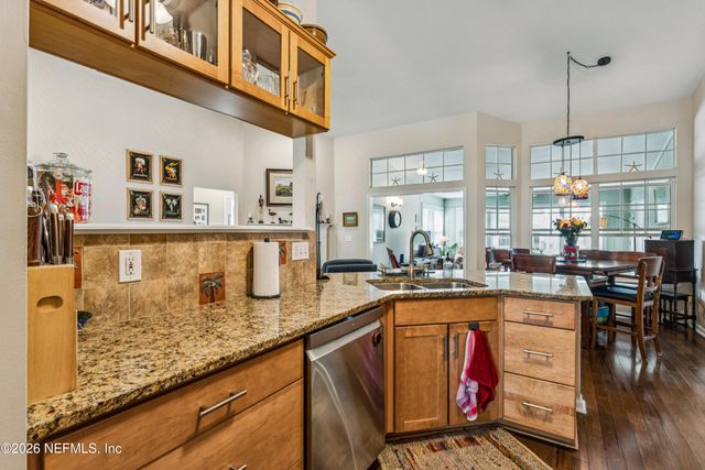 1802 BLUE HERON Lane, Jacksonville Beach, FL 32250