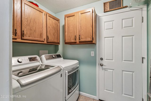 1802 BLUE HERON Lane, Jacksonville Beach, FL 32250