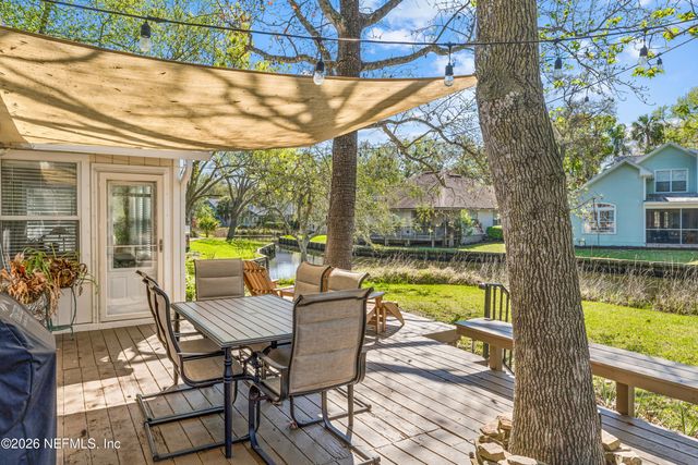 1802 BLUE HERON Lane, Jacksonville Beach, FL 32250