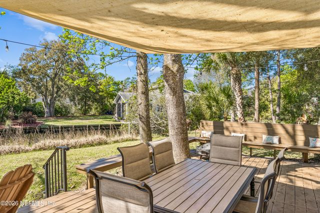 1802 BLUE HERON Lane, Jacksonville Beach, FL 32250