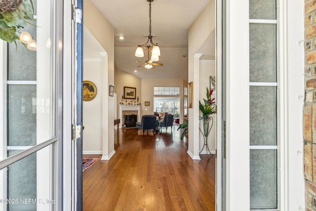 1802 BLUE HERON Lane, Jacksonville Beach, FL 32250