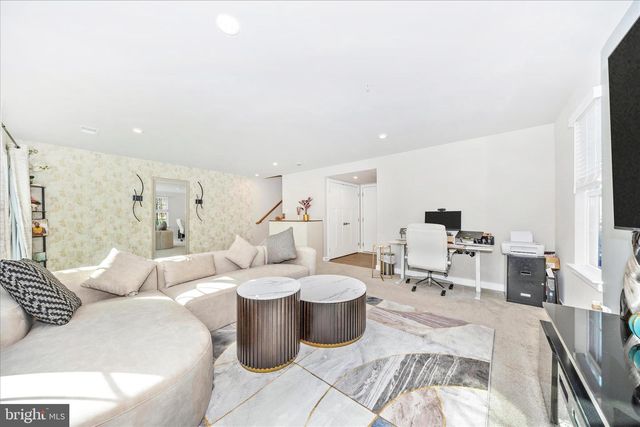 342 MARQUIS, Frederick, MD 21702