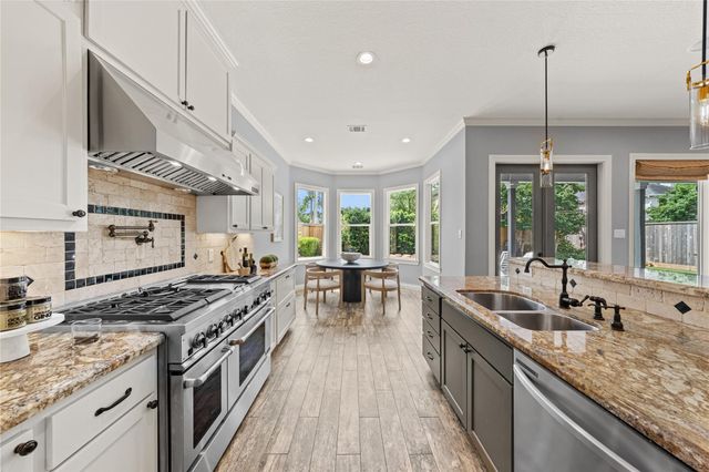1517 Woodcrest Drive, Houston, TX 77018