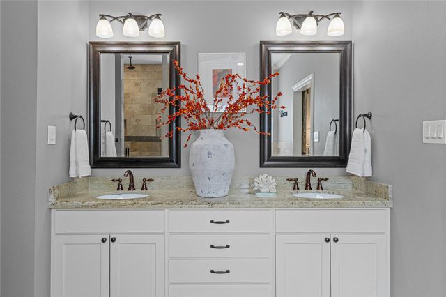 1517 Woodcrest Drive, Houston, TX 77018