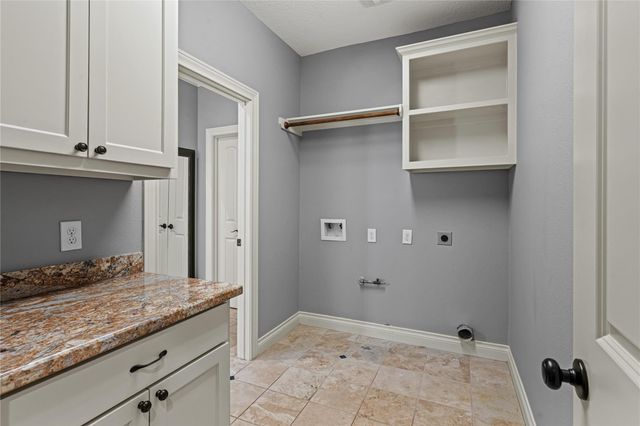 1517 Woodcrest Drive, Houston, TX 77018
