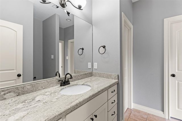 1517 Woodcrest Drive, Houston, TX 77018