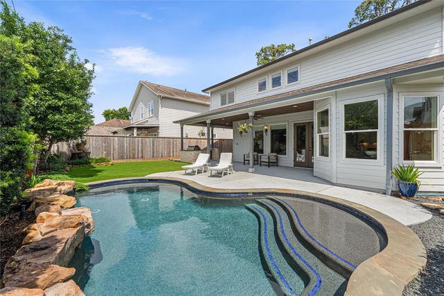 1517 Woodcrest Drive, Houston, TX 77018