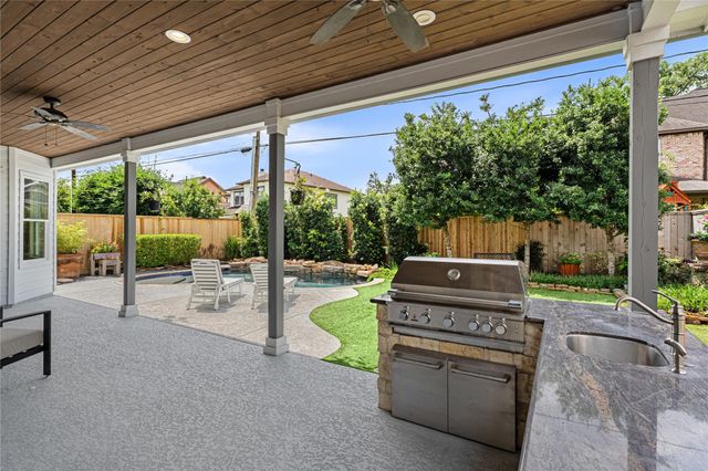 1517 Woodcrest Drive, Houston, TX 77018