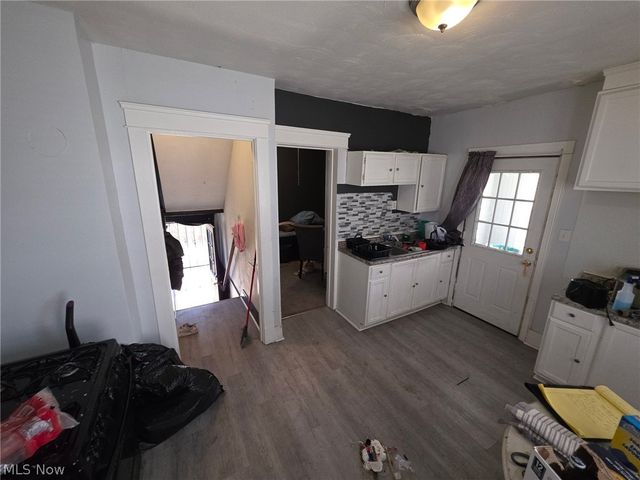 19806 Shawnee Avenue, Cleveland, OH 44119