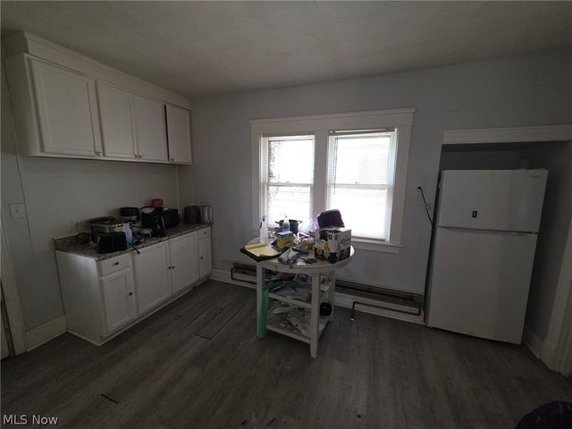 19806 Shawnee Avenue, Cleveland, OH 44119