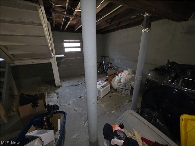 19806 Shawnee Avenue, Cleveland, OH 44119
