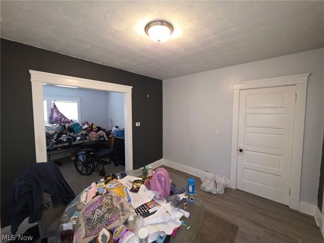 19806 Shawnee Avenue, Cleveland, OH 44119