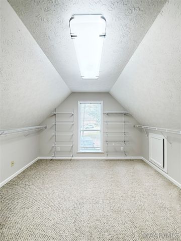 73 Reid Circle, Deatsville, AL 36022