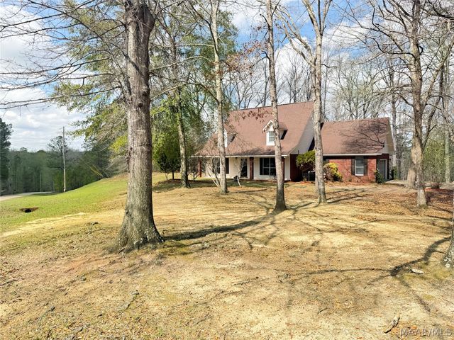 73 Reid Circle, Deatsville, AL 36022