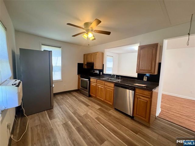 1 Cedar Lane, Paramus, NJ 07652