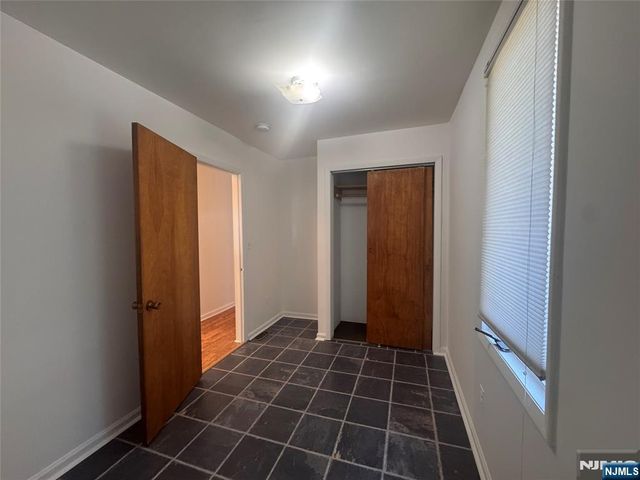 1 Cedar Lane, Paramus, NJ 07652