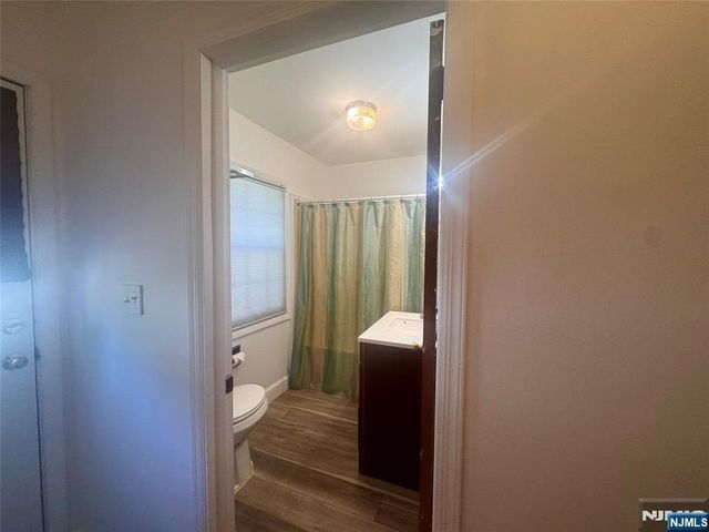 1 Cedar Lane, Paramus, NJ 07652