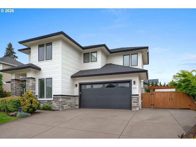 570 Nw 11TH Ave, Canby, OR 97013