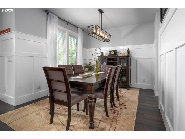 570 Nw 11TH Ave, Canby, OR 97013