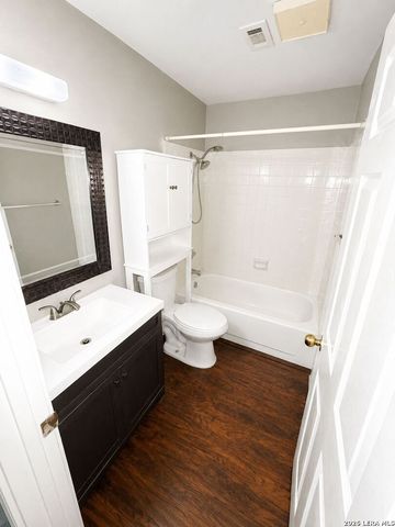 11610 Vance Jackson Rd Apt 867, San Antonio, TX 78230