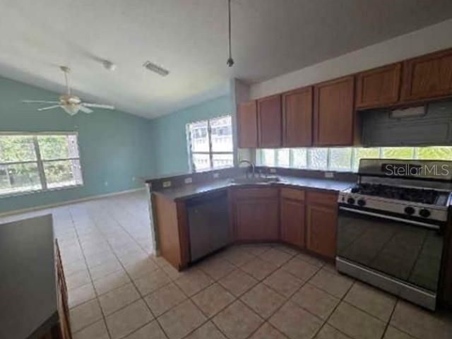 12533 SPARKLEBERRY ROAD, Tampa, FL 33626