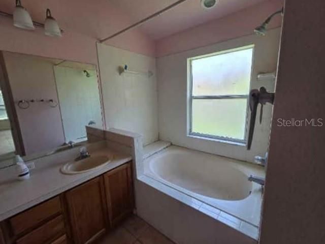 12533 SPARKLEBERRY ROAD, Tampa, FL 33626