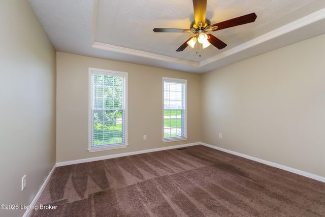 13009 Lavenia Ln, Louisville, KY 40272