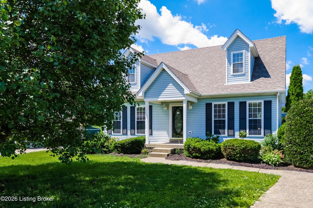 13009 Lavenia Ln, Louisville, KY 40272