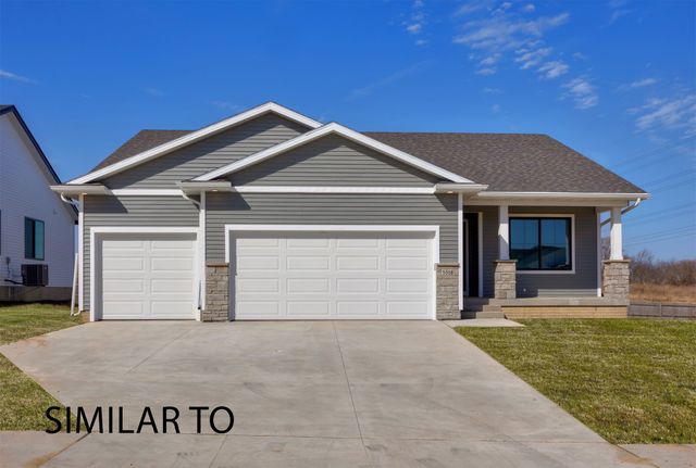 1517 Maple Street, Granger, IA 50109