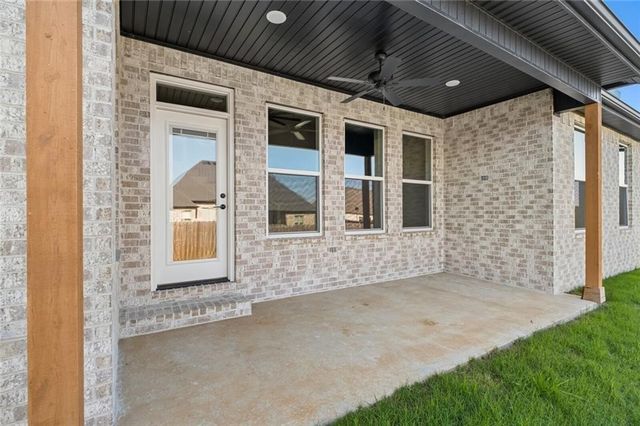 1851 Utopia Street, Centerton, AR 72719