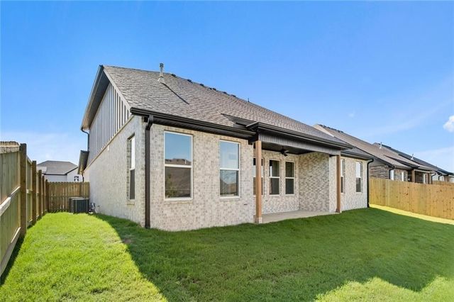 1851 Utopia Street, Centerton, AR 72719