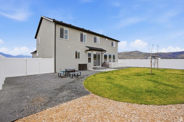 13334 S HENNING CIR, Herriman, UT 84096