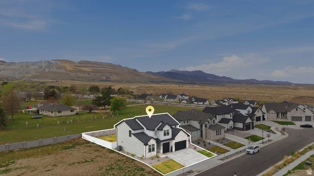 13334 S HENNING CIR, Herriman, UT 84096