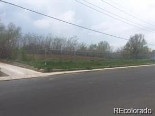 1392 Akron Street, Aurora, CO 80010