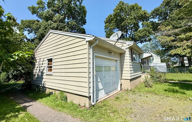 21 Marshall Street, West Haven, CT 06516
