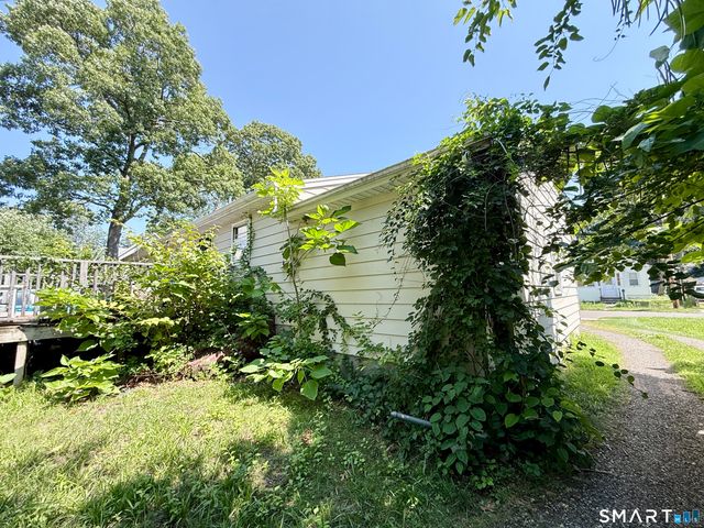 21 Marshall Street, West Haven, CT 06516