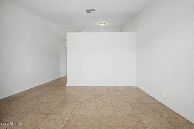 6802 W CRITTENDEN Lane, Phoenix, AZ 85033