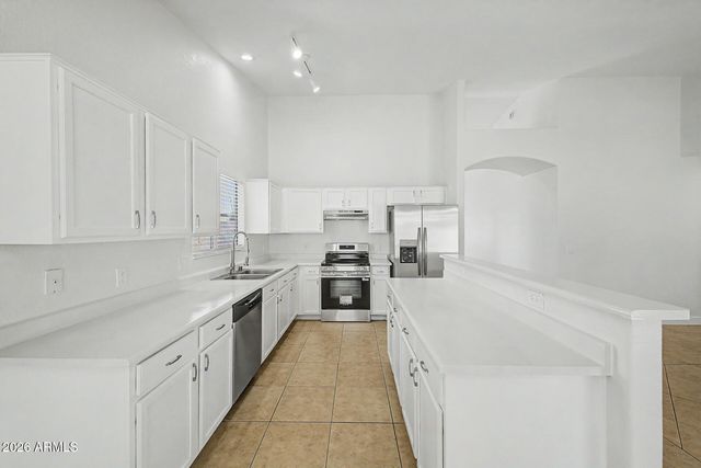 6802 W CRITTENDEN Lane, Phoenix, AZ 85033