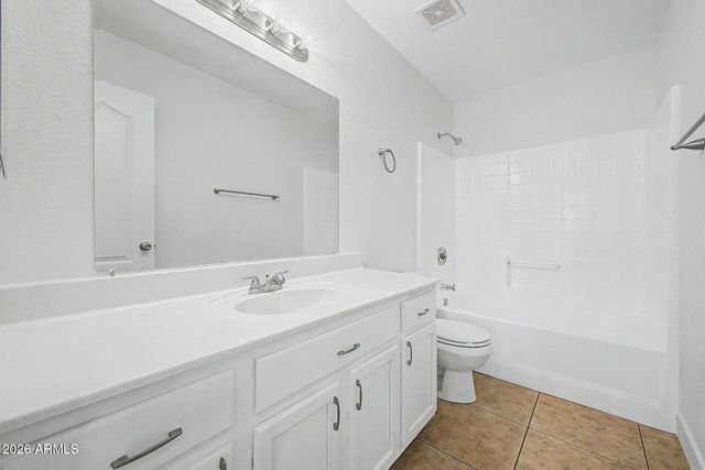 6802 W CRITTENDEN Lane, Phoenix, AZ 85033